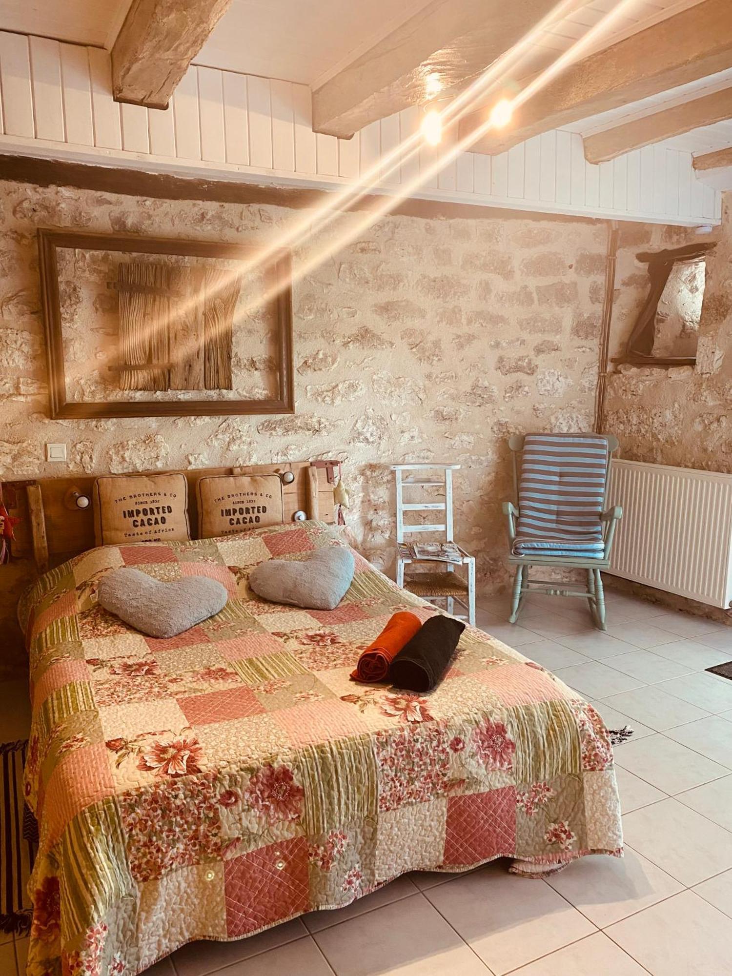 Le Mas Des Papillons Fargues  Exterior photo